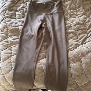 ALO Yoga High-Waist Airlift Legging